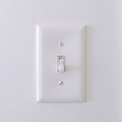 Выключатель встраиваемый одноклавишный (демо)